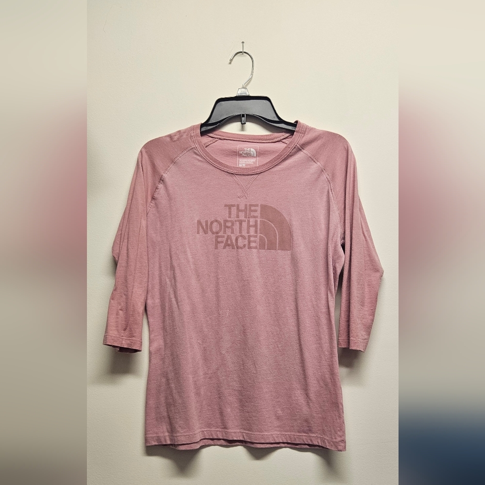 North Face 3/4 Baseball Shirt Medium